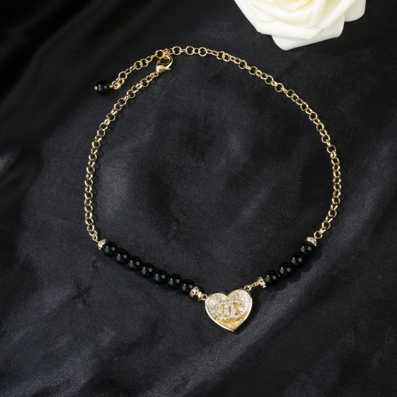Chanel Necklaces Bright 228566
