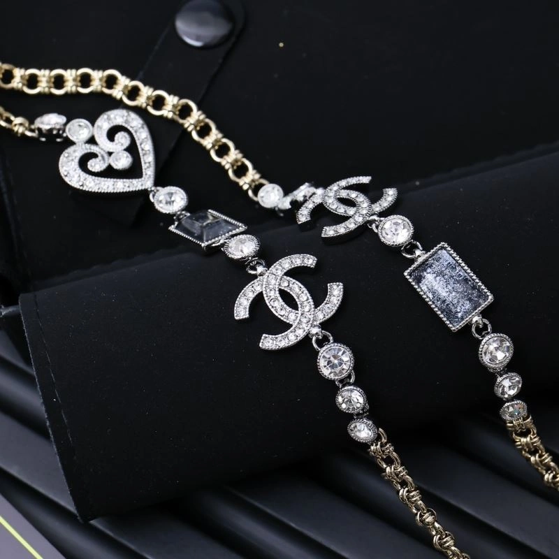 HighPerformance Chanel Necklaces 228553
