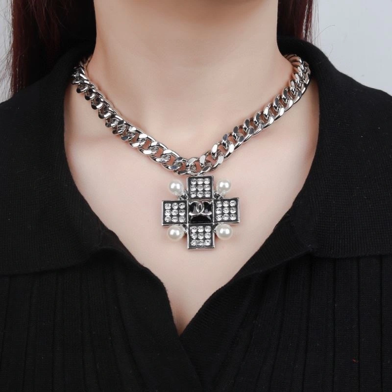FlexibleFit Chanel Necklaces 228575