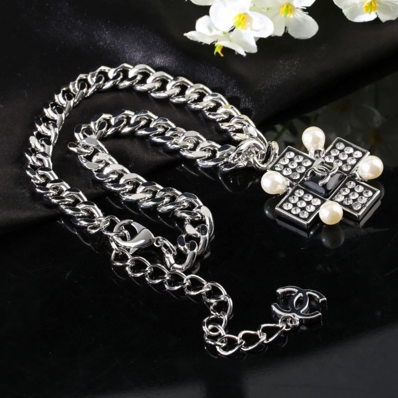 FlexibleFit Chanel Necklaces 228575