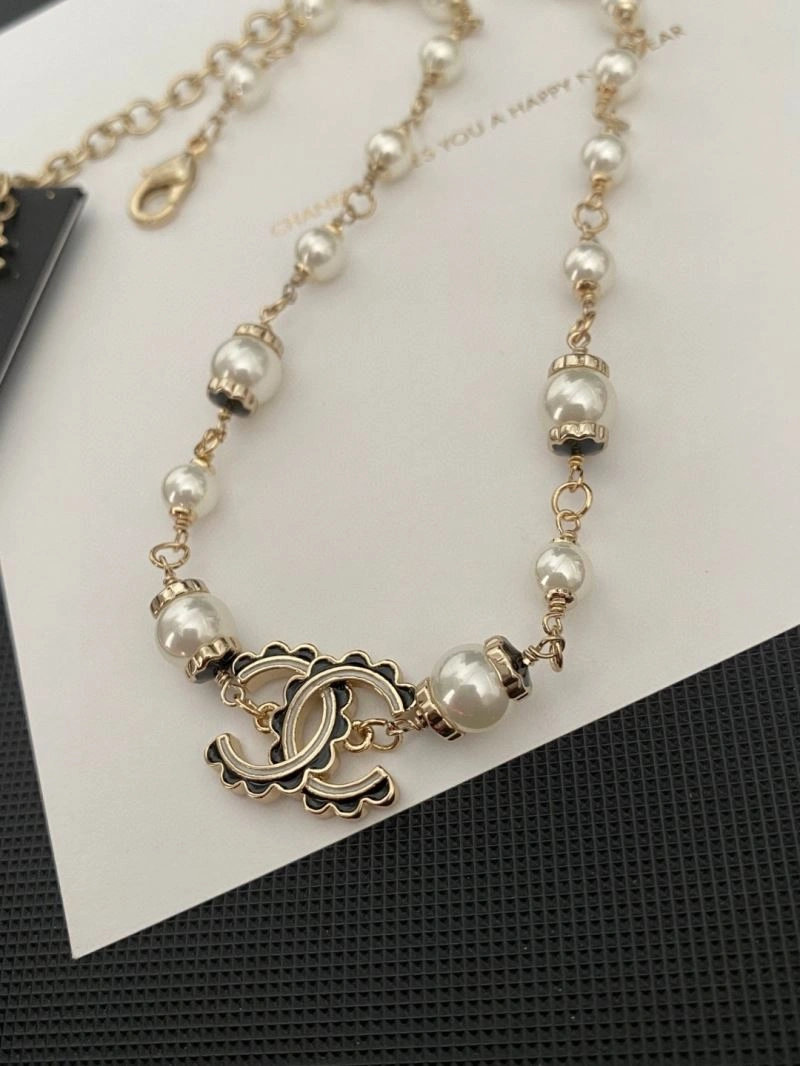 Resilient Chanel Necklaces 228543