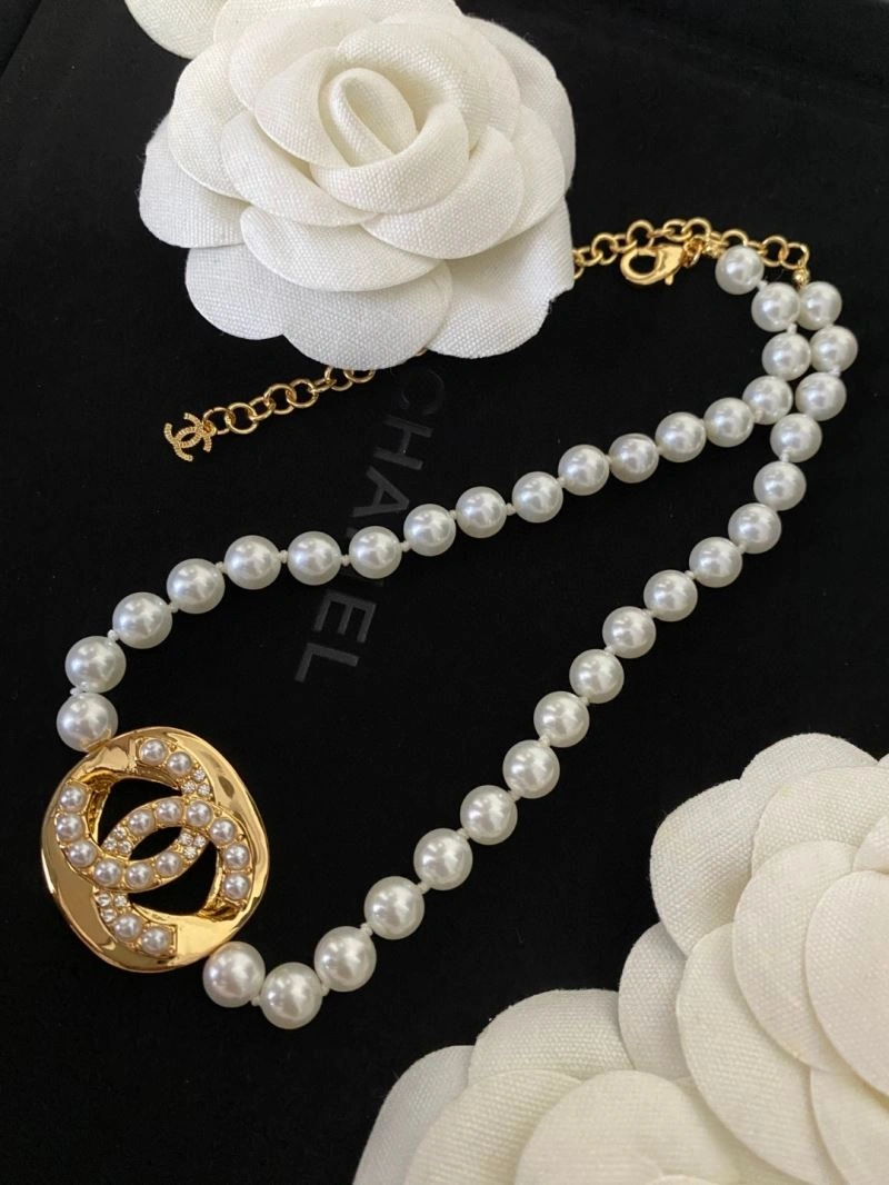 Chanel Necklaces Sophisticated 228533