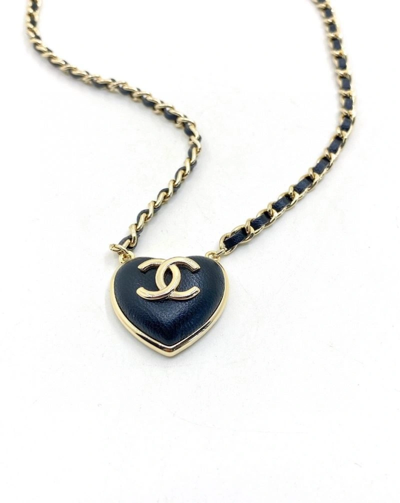Chanel Necklaces Comfortable 228548