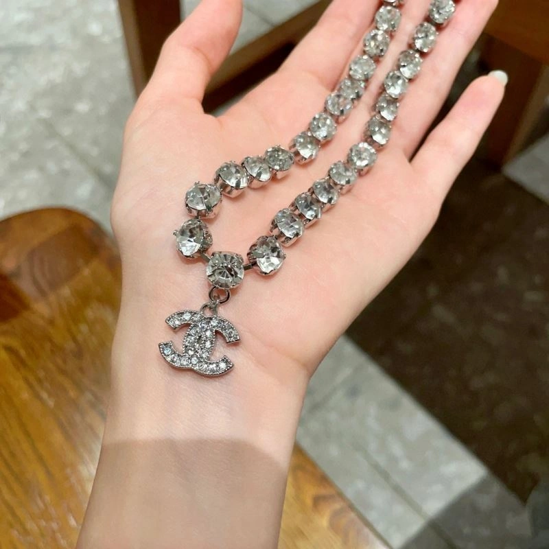 Chanel Necklaces Compact 228549
