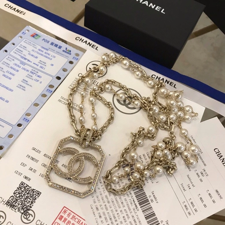Chanel Necklaces Versatile 228525