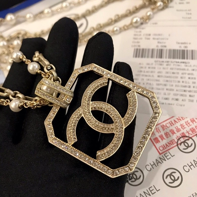 Chanel Necklaces Versatile 228525