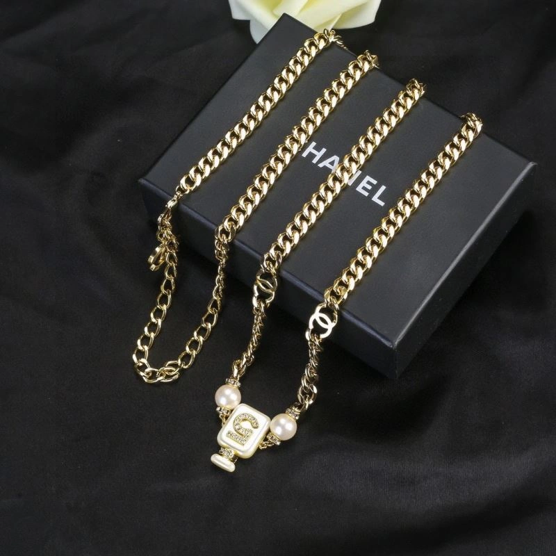 Chanel Necklaces Supportive 228613