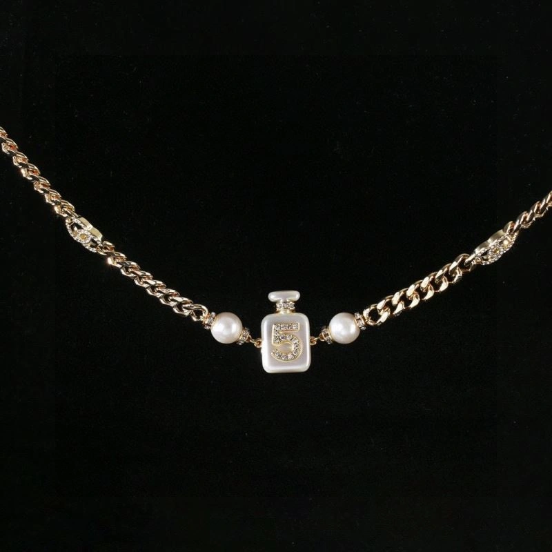 Chanel Necklaces Supportive 228613