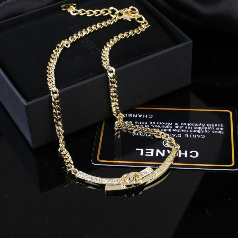 Chanel Necklaces ModernLook 228524