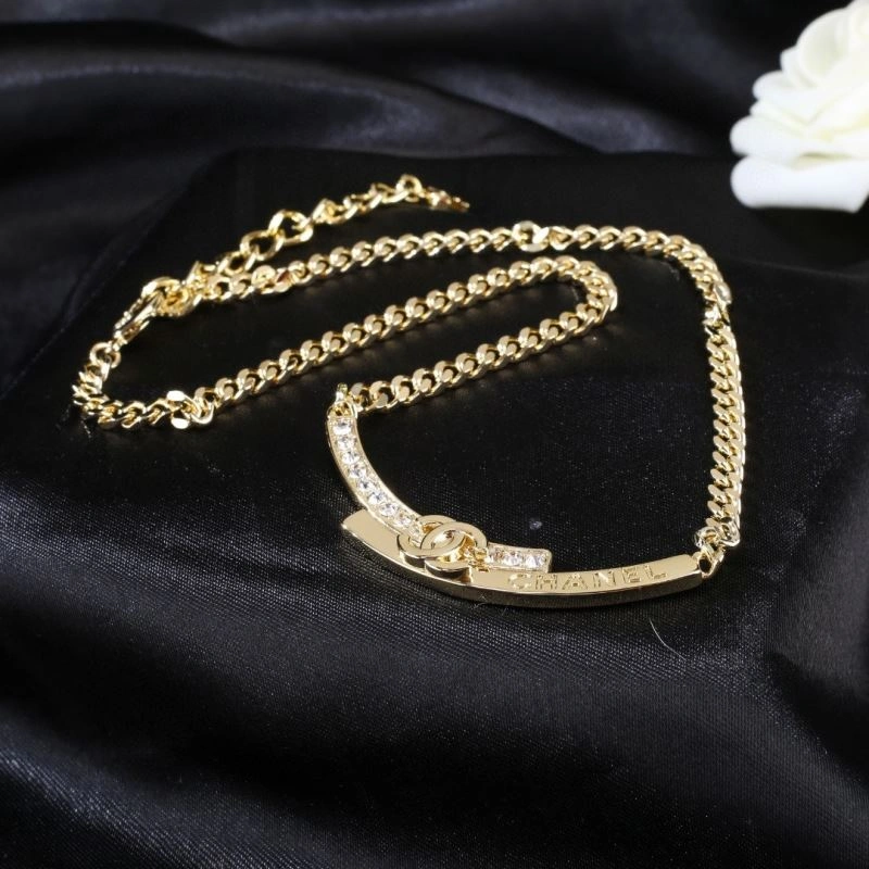 Chanel Necklaces ModernLook 228524