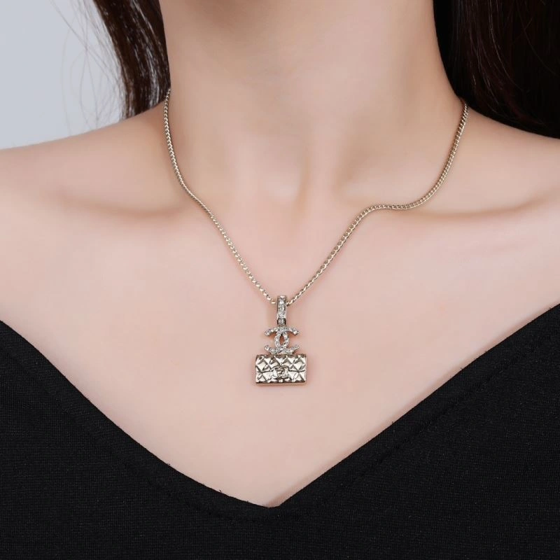 Trendy Chanel Necklaces 228532