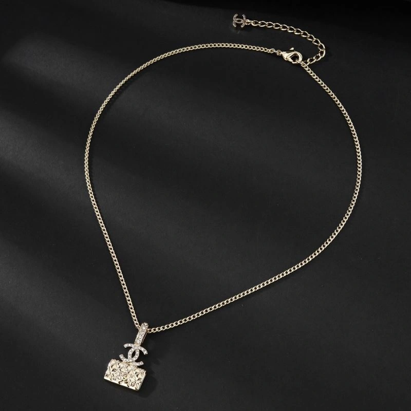 Trendy Chanel Necklaces 228532