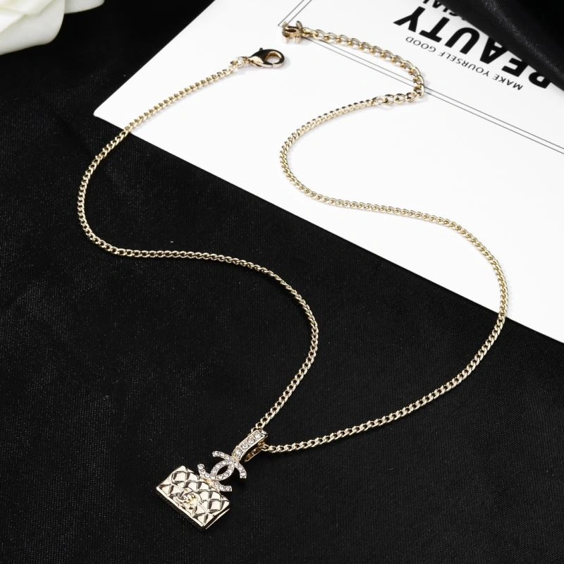 Trendy Chanel Necklaces 228532