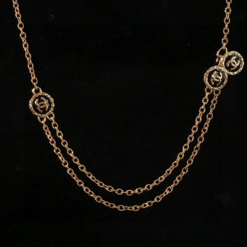 Compact Chanel Necklaces 228510