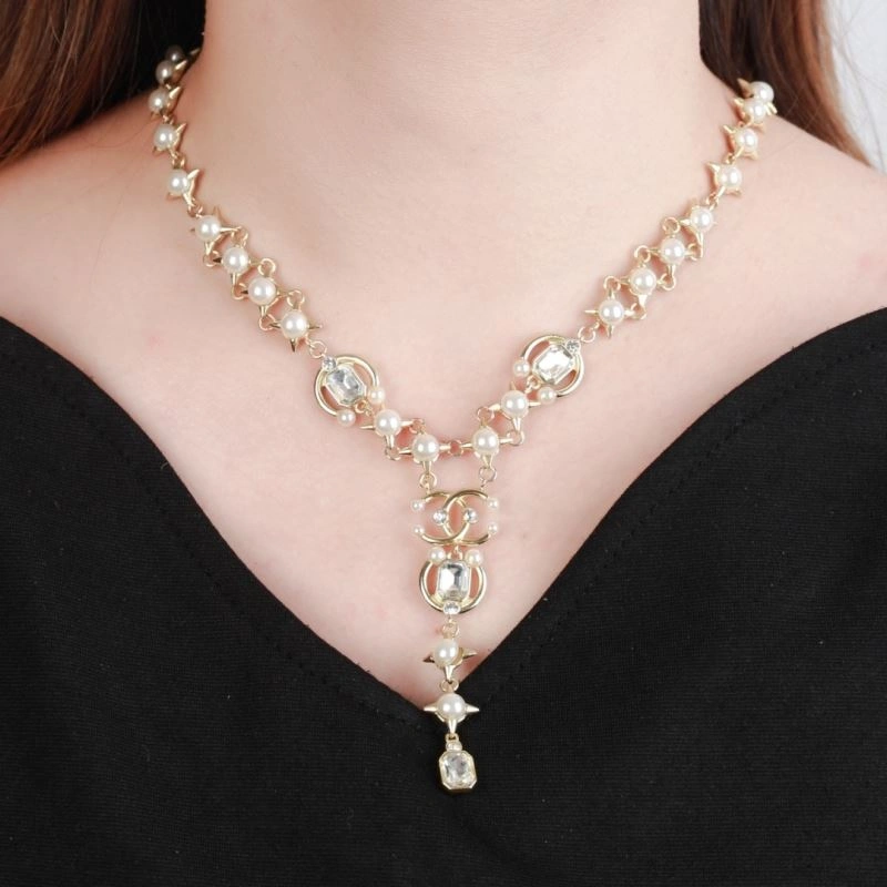 Chanel Necklaces Practical 228508
