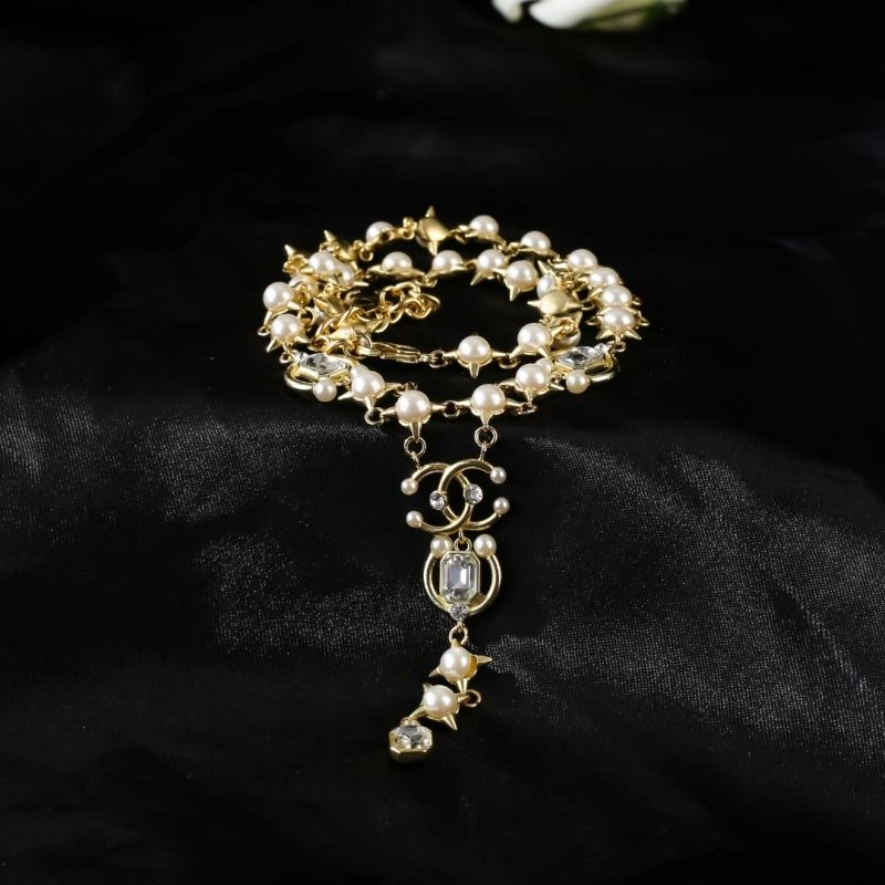 Chanel Necklaces Practical 228508