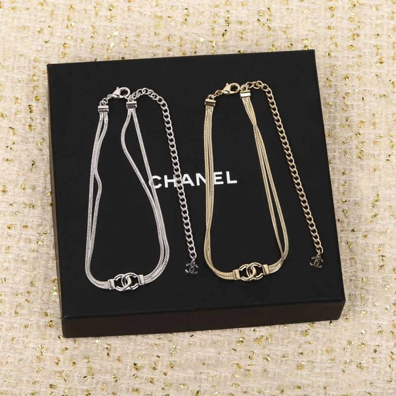 Chanel Necklaces Sporty 228528