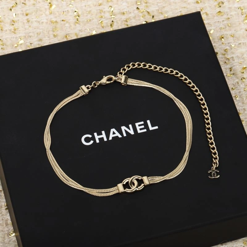 Chanel Necklaces Sporty 228528