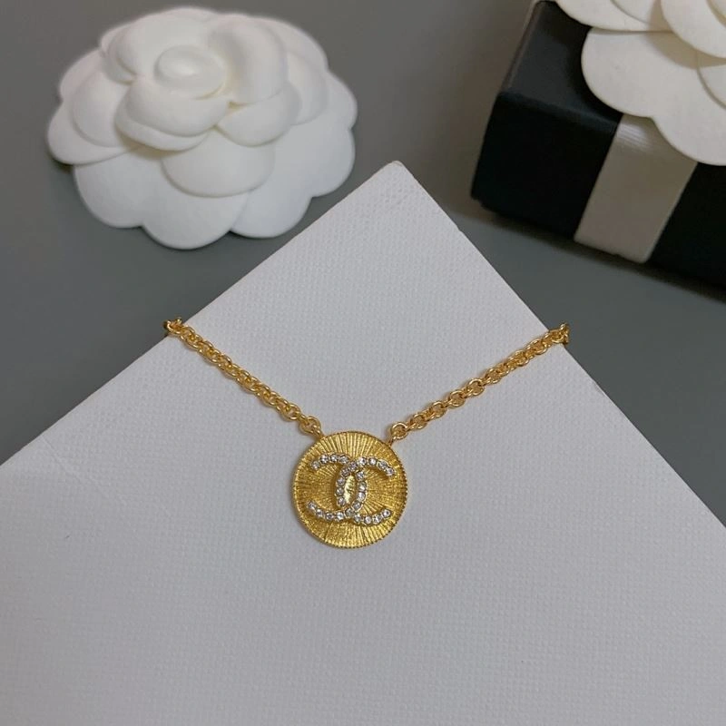 Packable Chanel Necklaces 228460