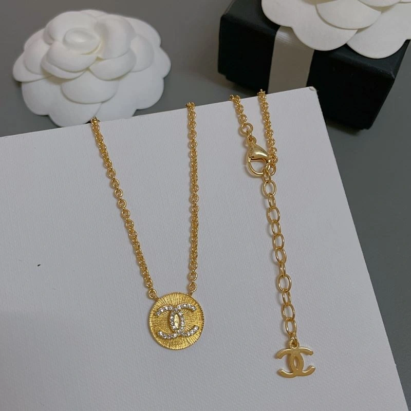 Packable Chanel Necklaces 228460