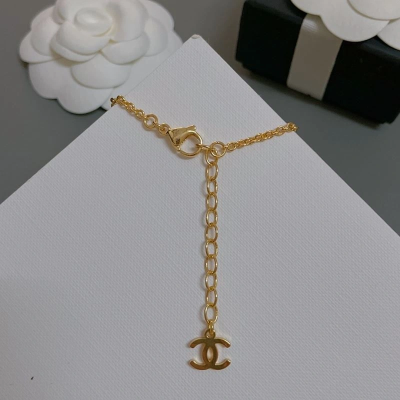 Packable Chanel Necklaces 228460