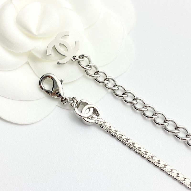 EyeCatching Chanel Necklaces 228495