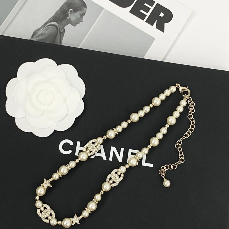 Refined Chanel Necklaces 228458