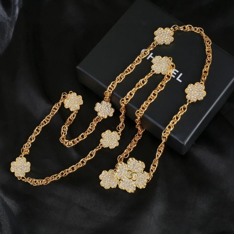 Tailored Chanel Necklaces 226977