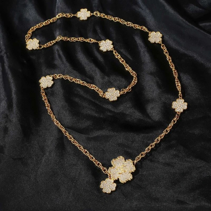 Tailored Chanel Necklaces 226977