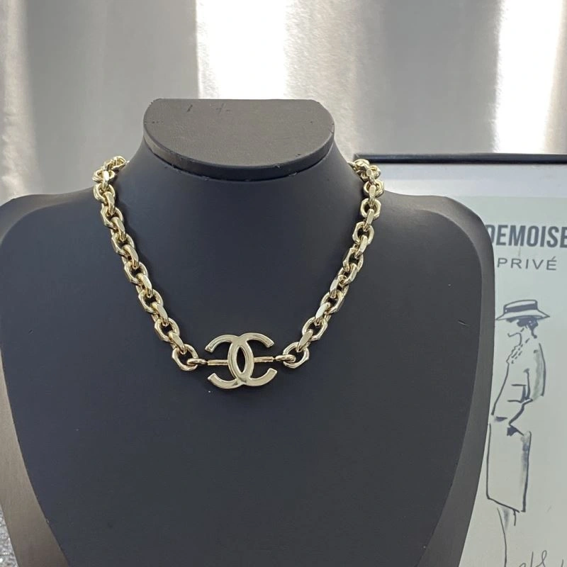 Chanel Necklaces Contemporary 226982