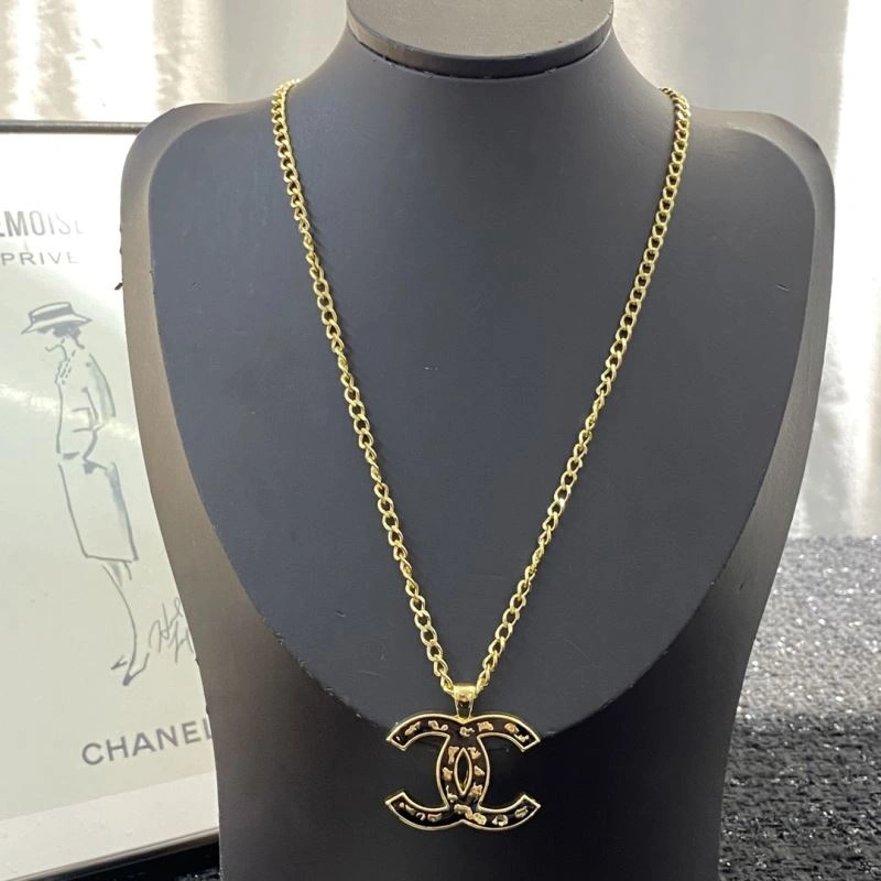 Tailored Chanel Necklaces 227050