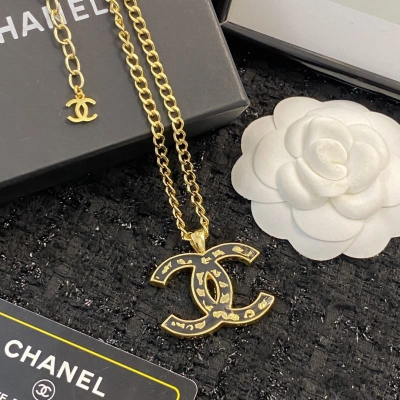Tailored Chanel Necklaces 227050