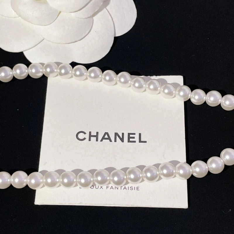 Compact Chanel Necklaces 226971