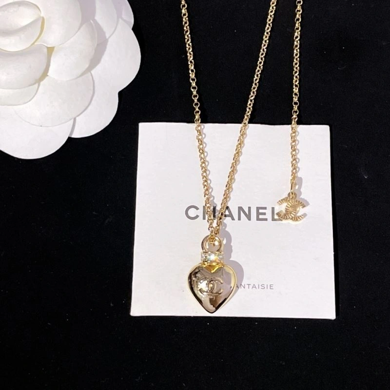 Chanel Necklaces EyeCatching 226979