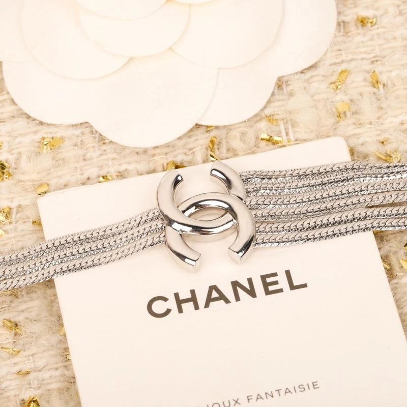 Versatile Chanel Necklaces 226952