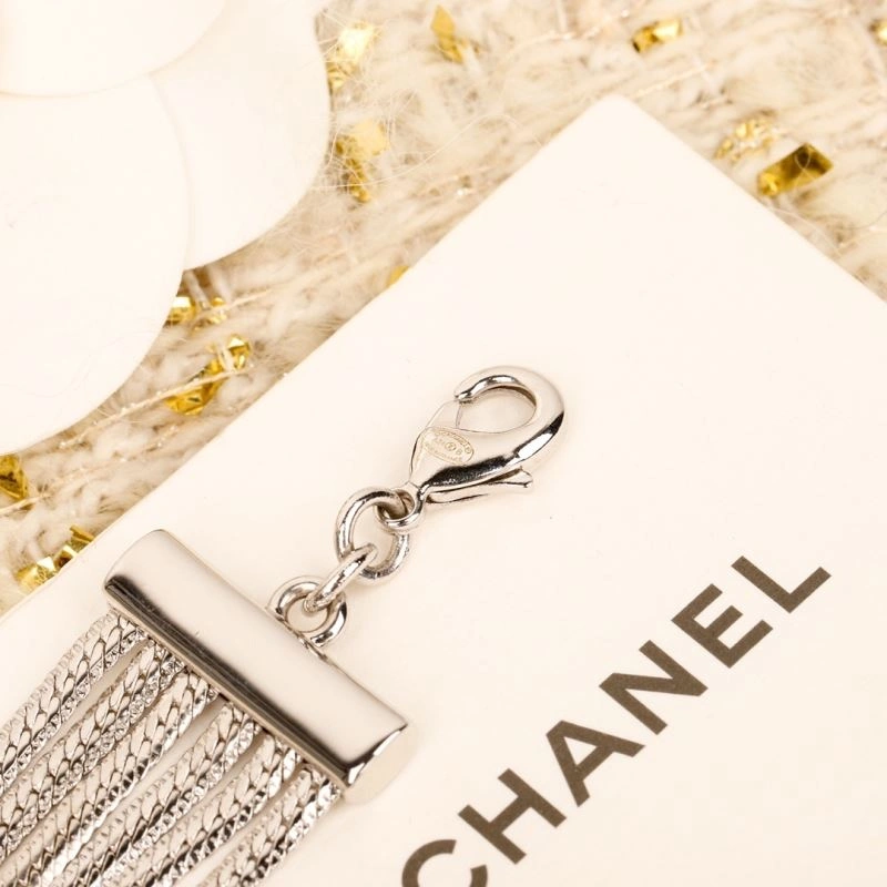 Versatile Chanel Necklaces 226952