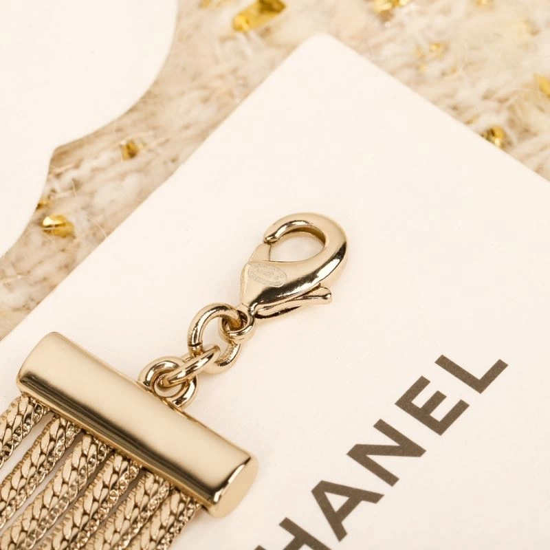 Versatile Chanel Necklaces 226952