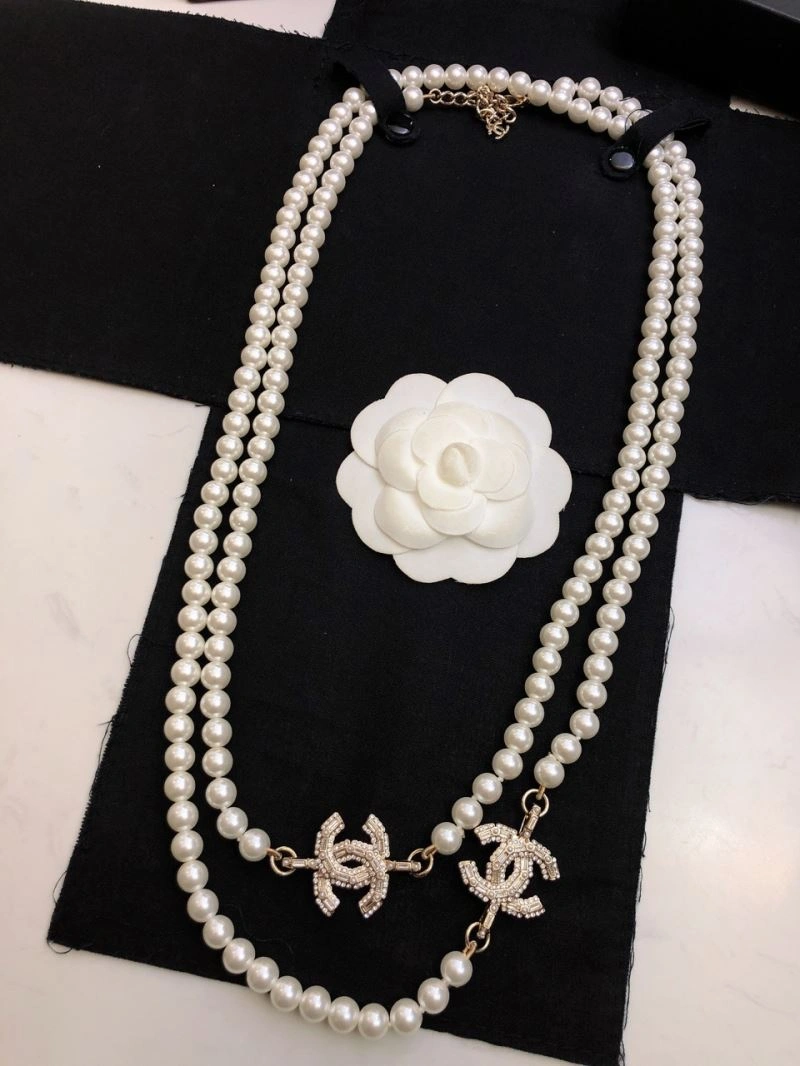 Resilient Chanel Necklaces 226954