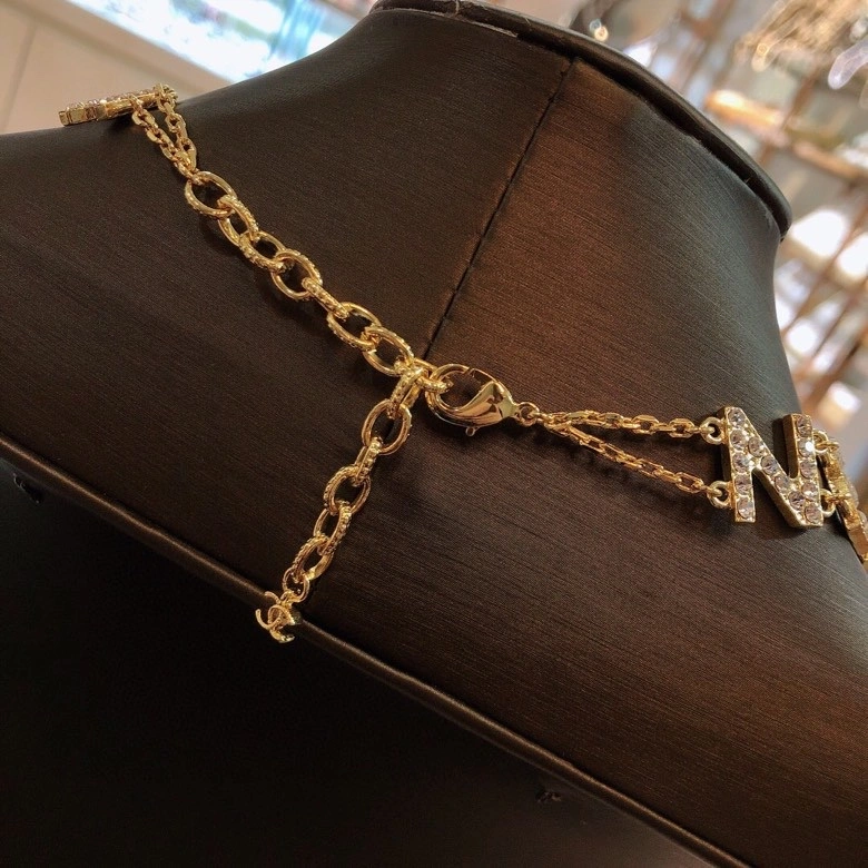 Timeless Chanel Necklaces 226970