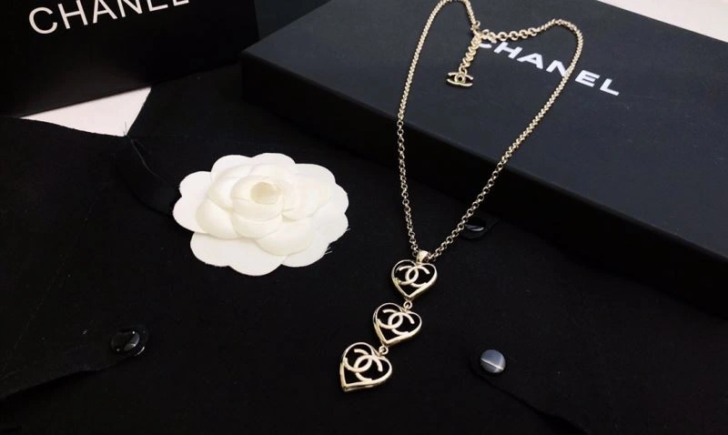 HighQuality Chanel Necklaces 226945