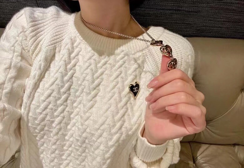 HighQuality Chanel Necklaces 226945