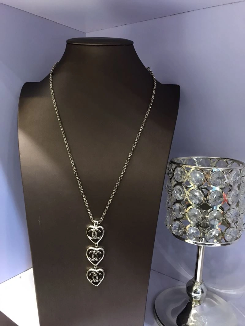 HighQuality Chanel Necklaces 226945