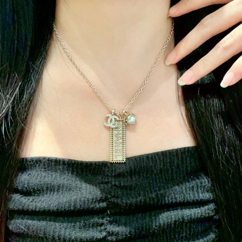 Chanel Necklaces Elegant 226953