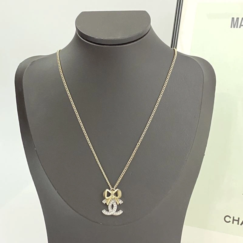 WellDesigned Chanel Necklaces 226958
