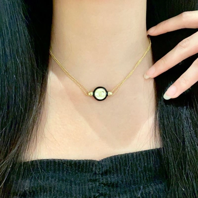 Sleek Chanel Necklaces 226903