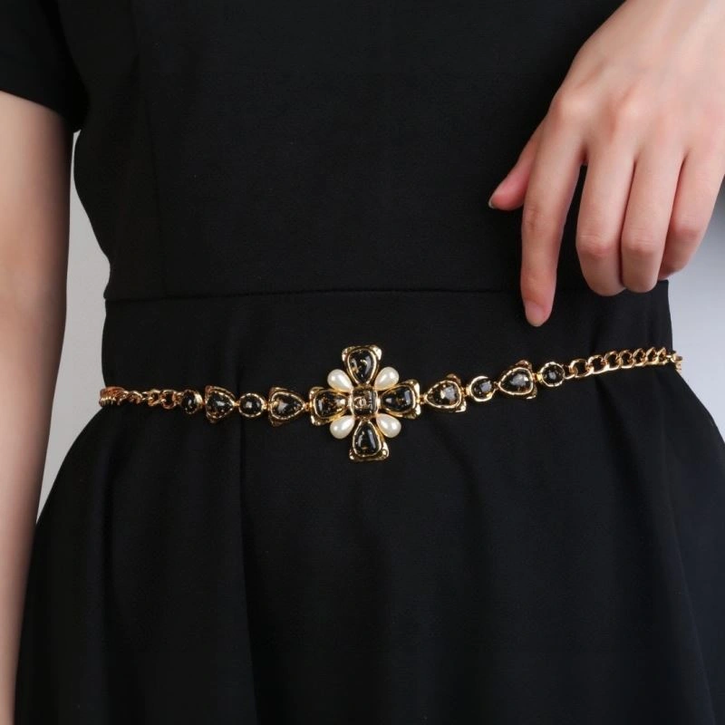 Classic Chanel Necklaces 226889
