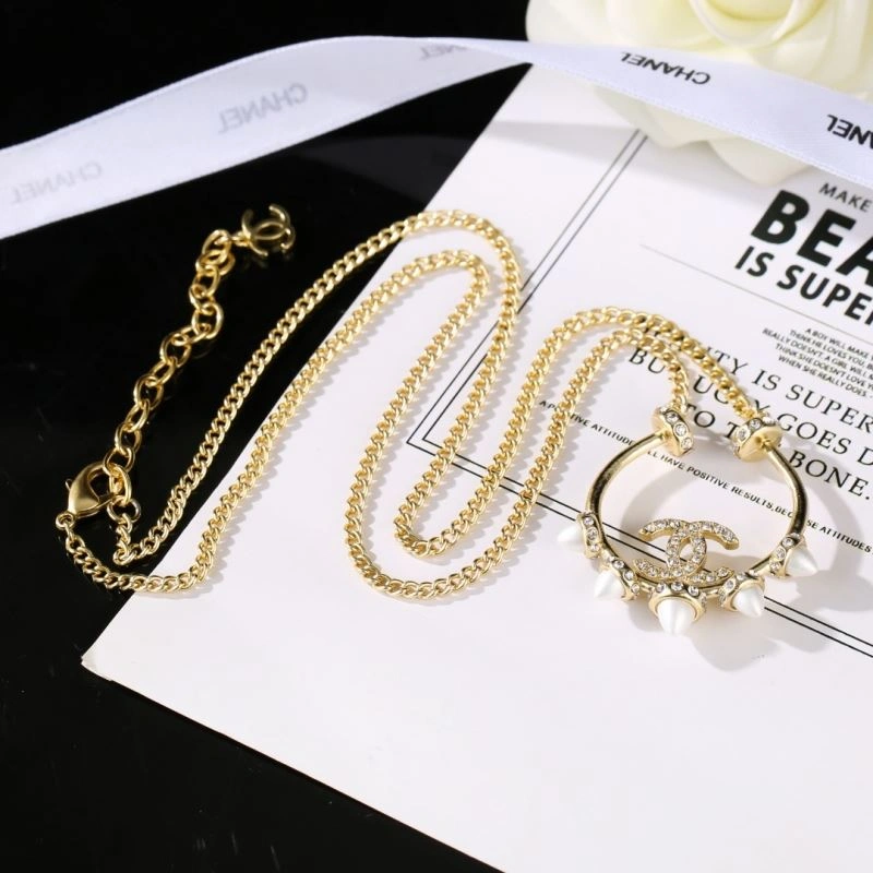 Compact Chanel Necklaces 226880