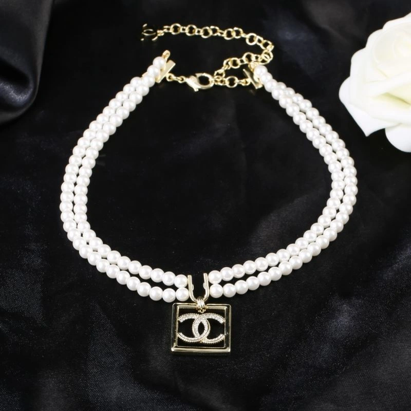 Affordable Chanel Necklaces 226968