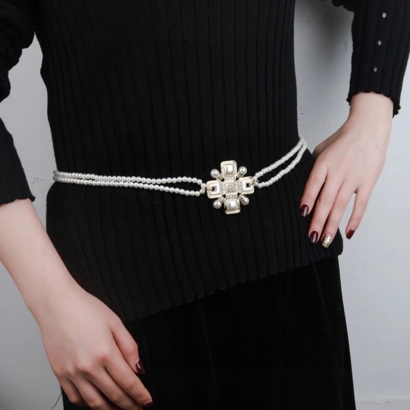 Affordable Chanel Necklaces 226877