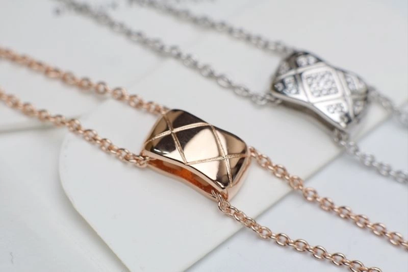 Sophisticated Chanel Necklaces 226868